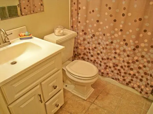 Sold by Nest Seekers International | media 19