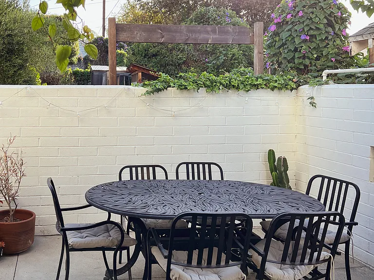 4966 Townsend Ave — Photo 14
