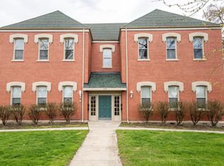 1422 Lyon St, Port Huron, MI 48060