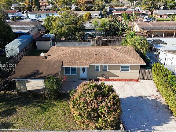 5th image of 5511 NW 180th Ter
