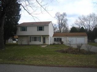 6180 Sunnydale Rd, Clarkston, MI 48346