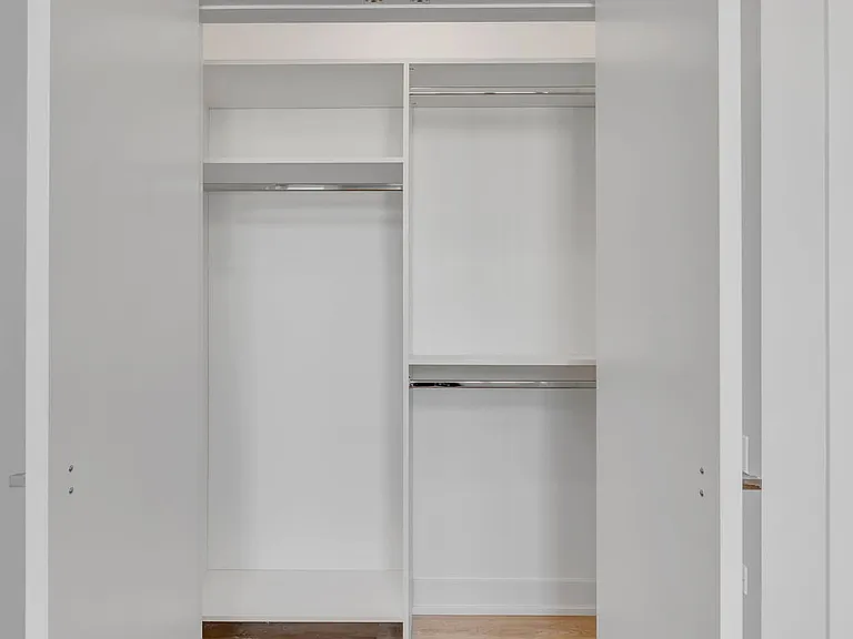 2928 W Medill Ave #508 — Photo 17