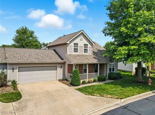 16068 Primrose Cir, Middleburg Heights, OH 44130