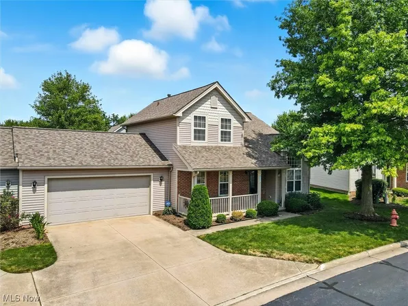 16068 Primrose Cir, Middleburg Heights, OH 44130