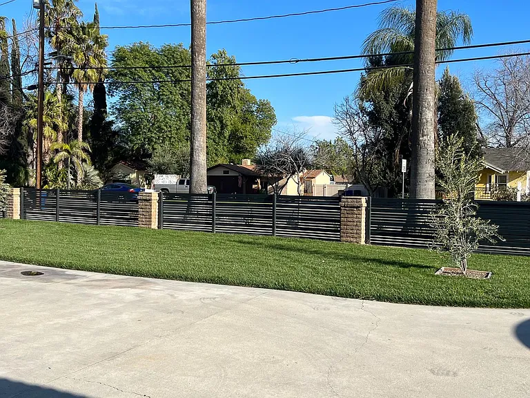 5759 Grand Ave — Photo 24