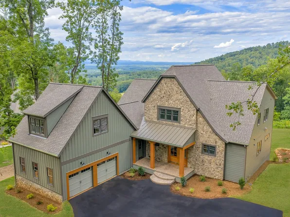 2465 Summit Ridge Trl, Charlottesville, VA 22911