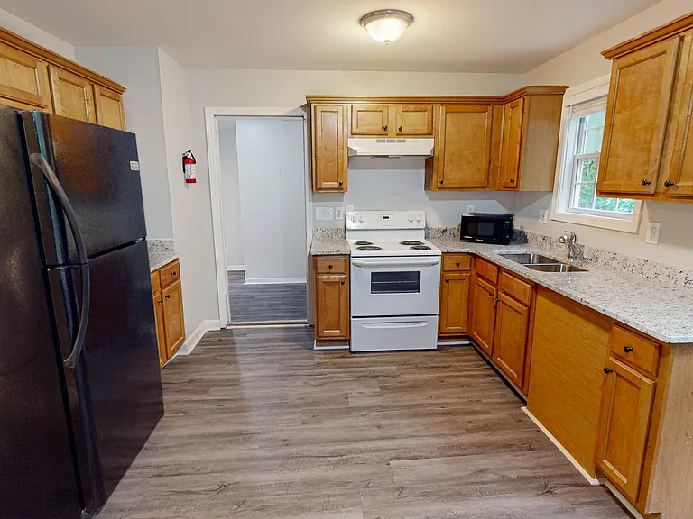 640 Alfred Rd NW — Photo 6
