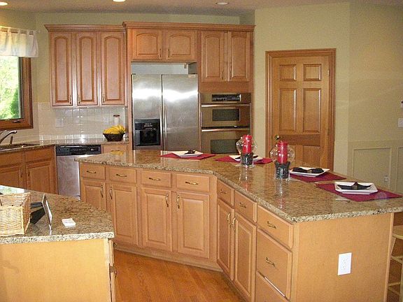 2nd image of 6176 Haddo Way