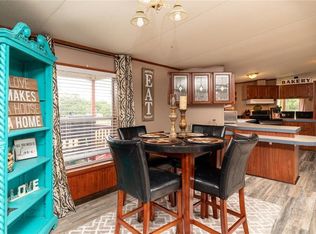 202 Clay Ct, Springtown, TX 76082