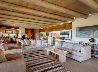 125 County Road 84, Santa Fe, NM 87506