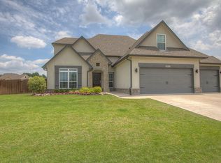 2913 S Hemlock Ave, Broken Arrow, OK 74012