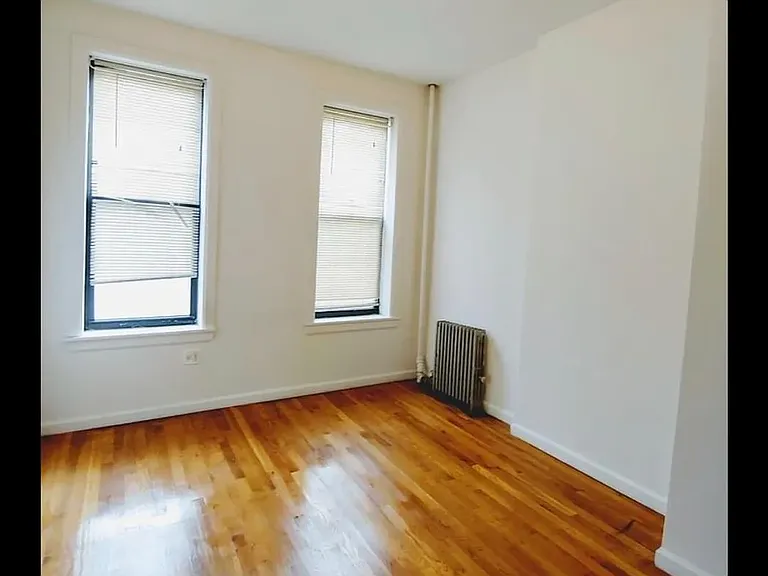 612 President St #1 — Photo 4