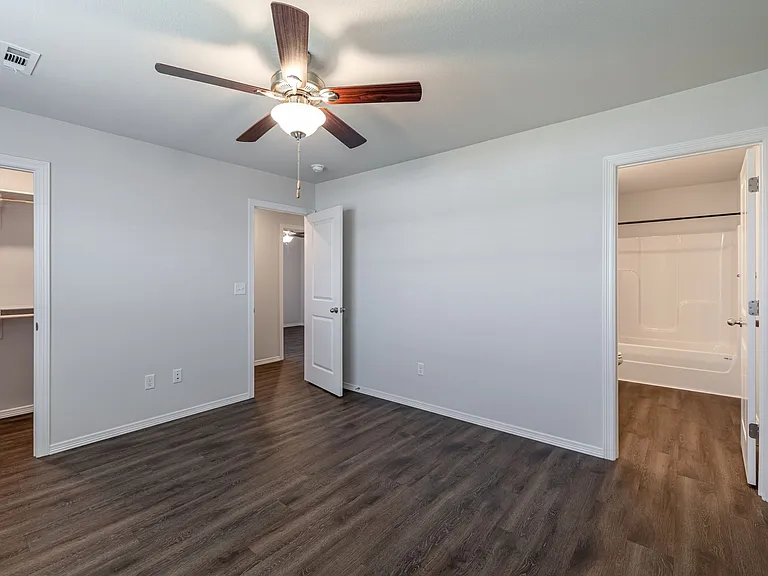 Now Leasing: 2,3, & 4-Bedroom Duplexes at Woodward Park with Attached GarageApply Today! — Photo 15