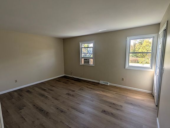 2nd image of 6190-6192 Depot Rd #6190