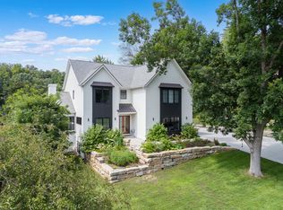 905 9th Ave SW, Rochester, MN 55902