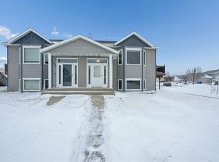 4778 53rd St S, Fargo, ND 58104