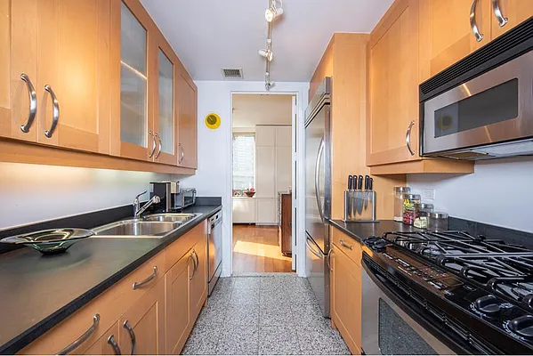 Sold by Douglas Elliman | media 4
