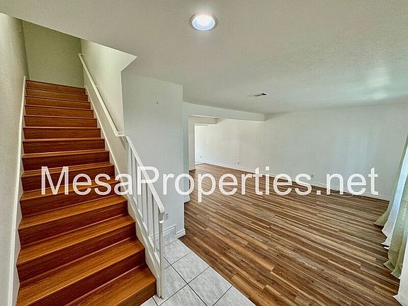 3rd image of 1685 N Mountain Ave Unit B