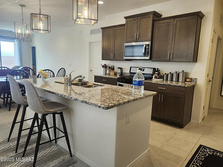 11268 S Weismann Dr — Photo 5
