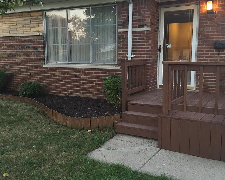 1st image of 351 N Leona Ave