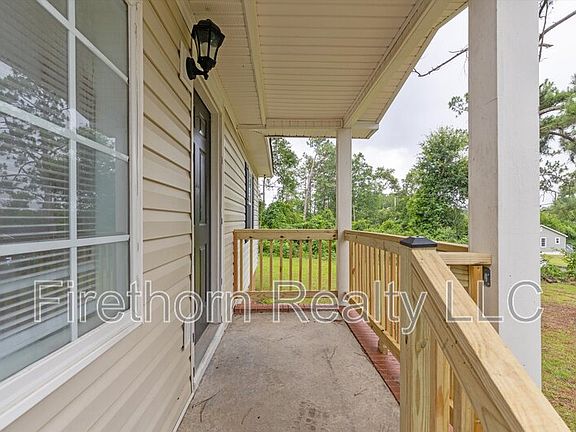 5th image of 2140 Veterans Dr