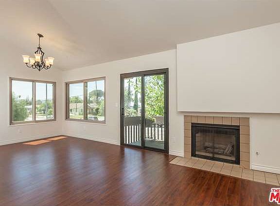 4th image of 6716 Clybourn Ave Unit 208