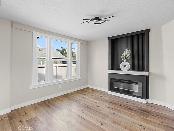 4th image of 3875 Everest Ave