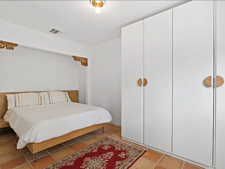 227 N Avenue 50 — Photo 9