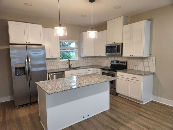3105 E 44th St UNIT 204