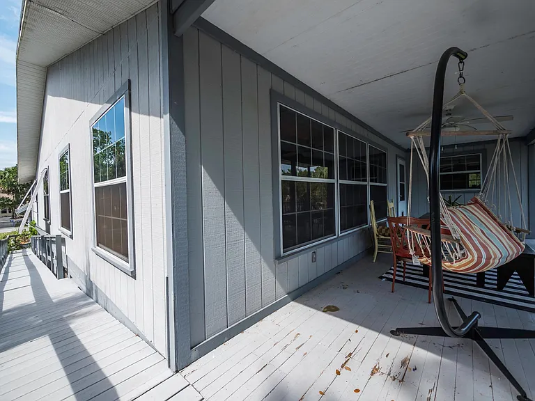 1940 NW 16th St — Photo 17