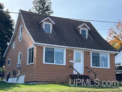 45 2nd St, South Range, MI, 49963