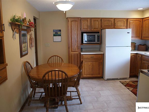 4th image of 805 15th St SE