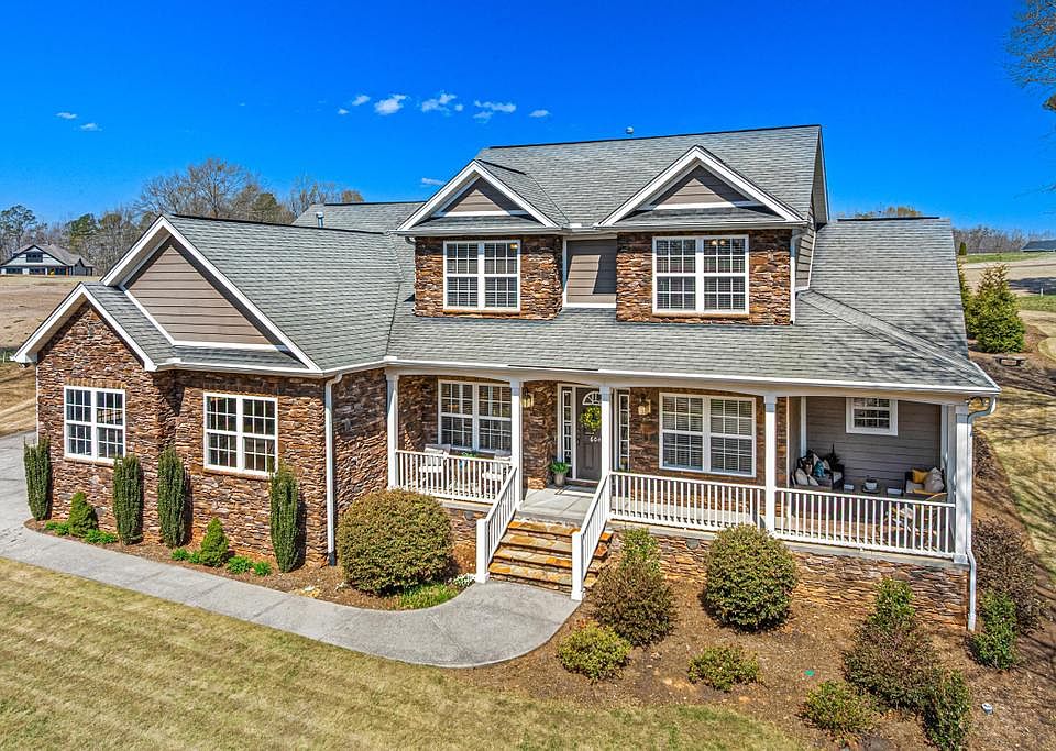 1st image of 604 Feathery Ln