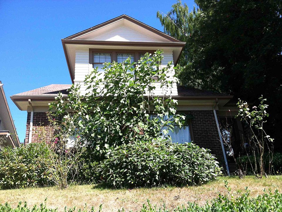 1st image of 4734 15th Ave NE