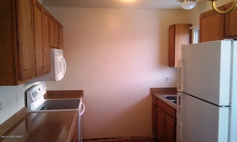 2nd image of 8531 Kluane Ave