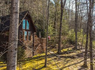 11 Lloyd Ln, Stanton, KY 40380