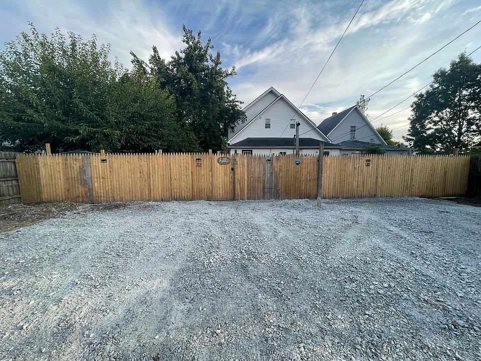 1st image of 32 E Regent St