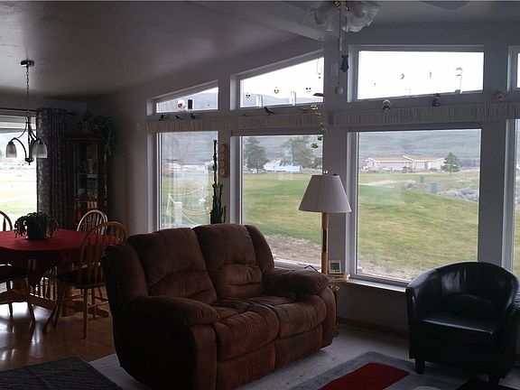 3rd image of 214 Pear Pl SW #145146