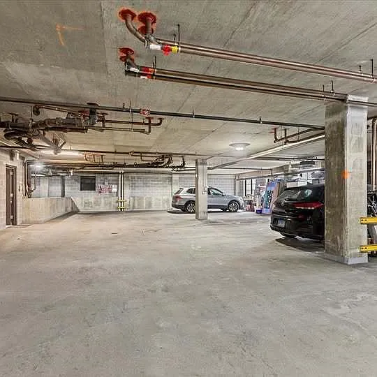 950 W Leland Ave #307 — Photo 21