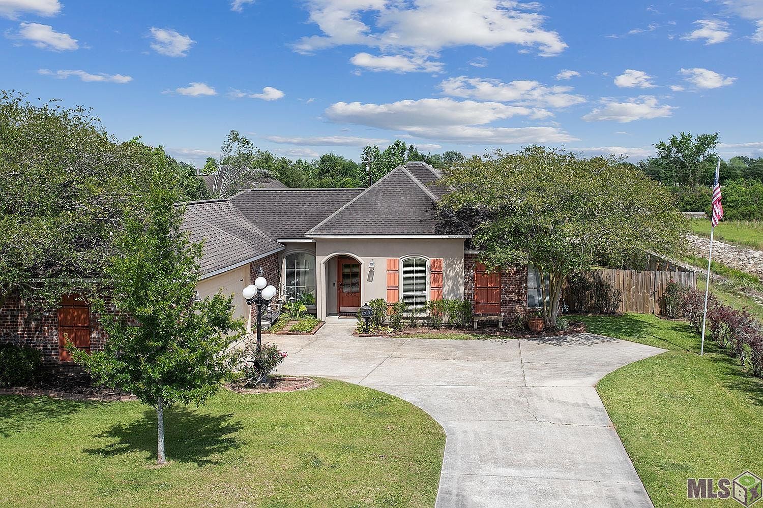 17312 Les Chenier St, Prairieville, LA 70769 Zillow