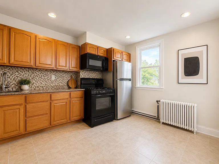 118 Booraem Ave #3 — Photo 9