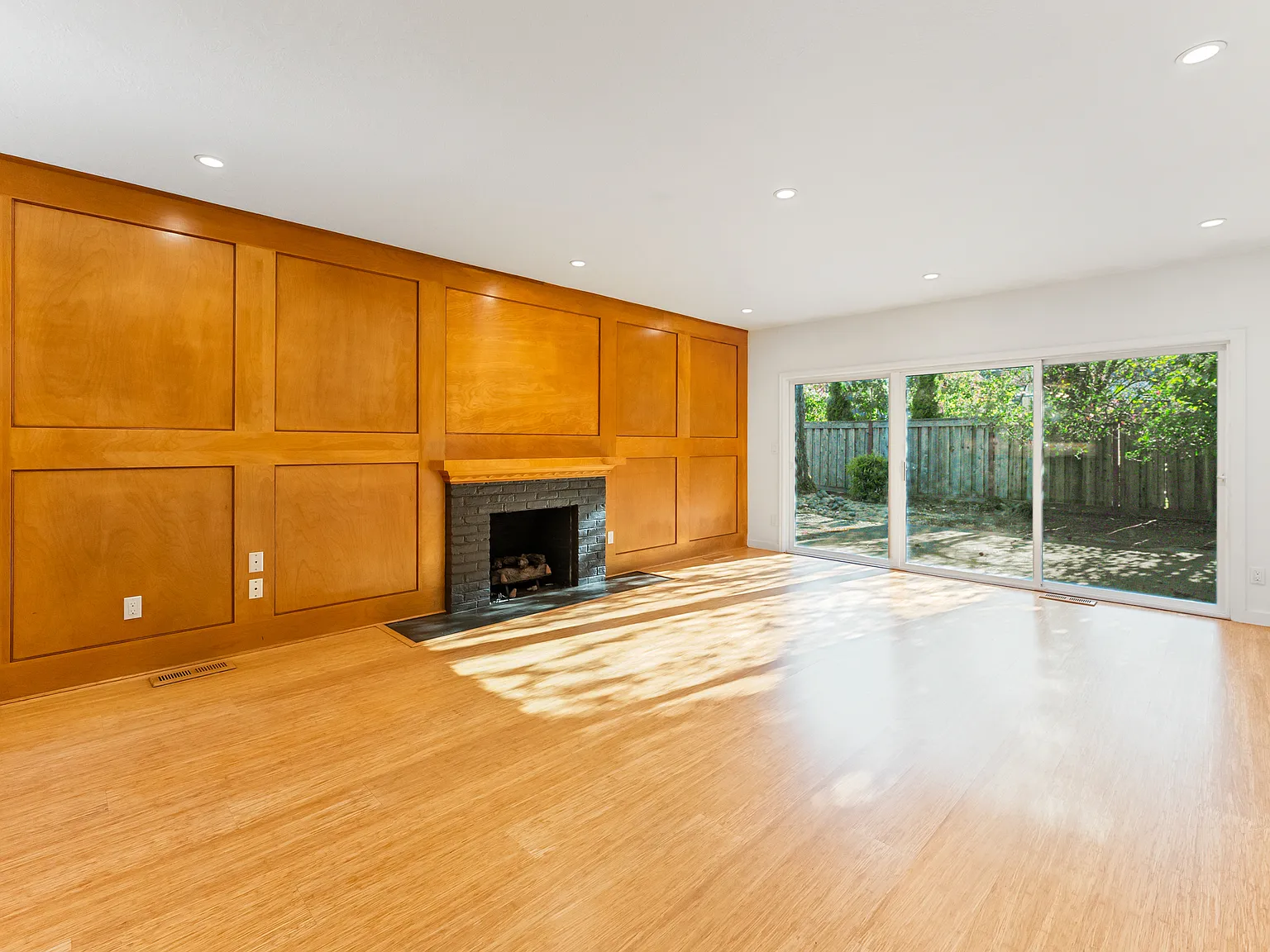 2 bed, 1431 sqft, $3,400 — Photo 4