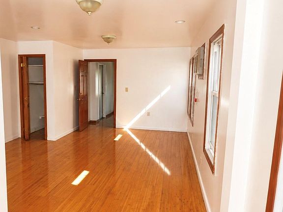 2nd image of 11403 111th Avenue