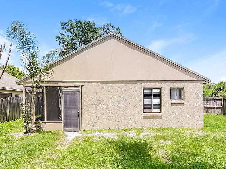 1003 Vernon Loop — Photo 16