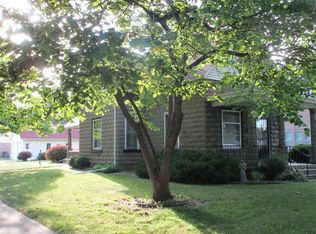 121 Winter St, West Burlington, IA 52655