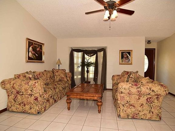 2nd image of 3312 Briarwood Ln