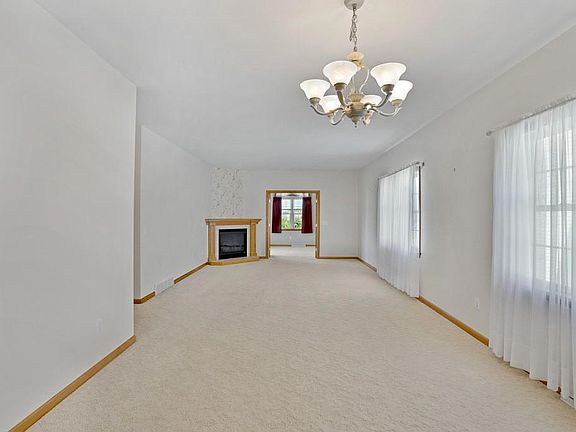 4th image of 6655 Wildflower Ct #66