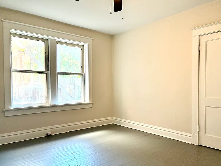 3453 Miami St #1F — Photo 5