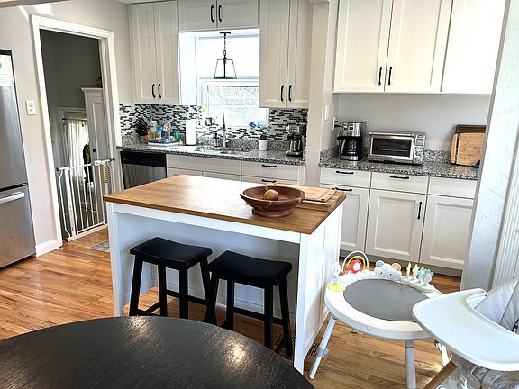4th image of 1550 S Josephine St
