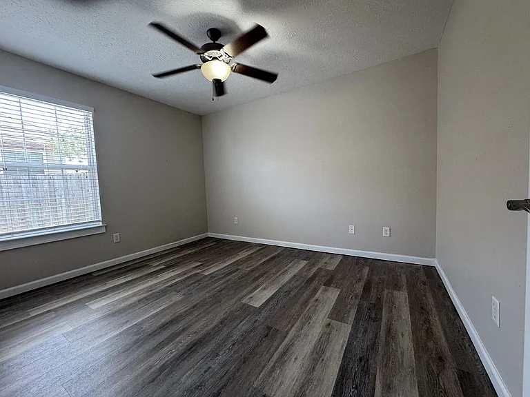 3545 Brentwood Pl — Photo 13